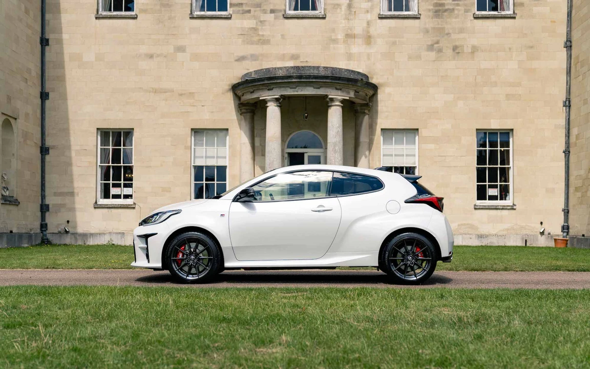 2021 Toyota Yaris - Image 11 of 31