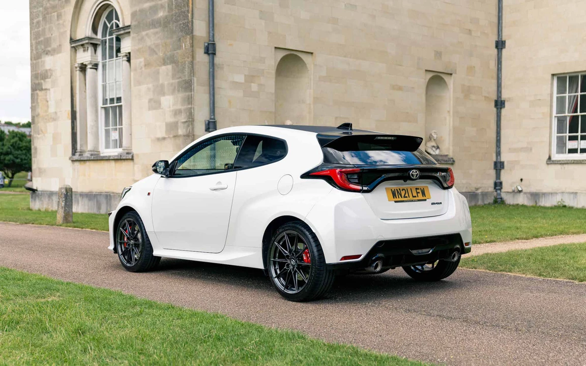 2021 Toyota Yaris - Image 10 of 31