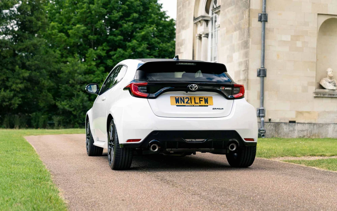 2021 Toyota Yaris - Image 9 of 31