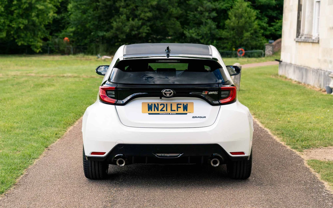 2021 Toyota Yaris - Image 8 of 31