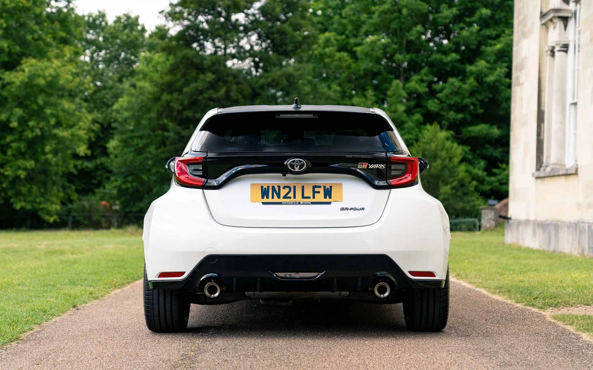 2021 Toyota Yaris - Image 19 of 31
