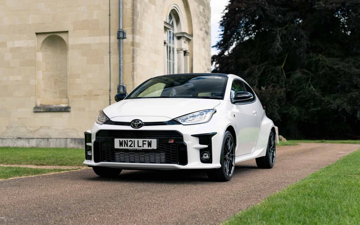 2021 Toyota Yaris - Image 13 of 31