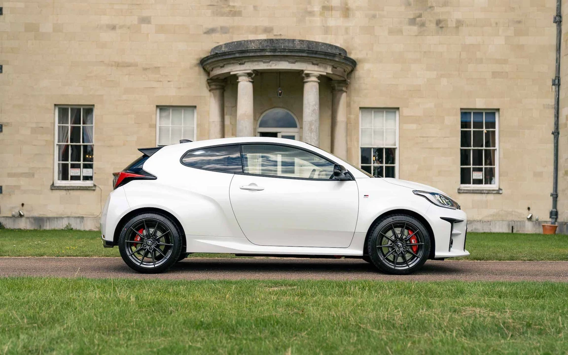 2021 Toyota Yaris - Image 6 of 31