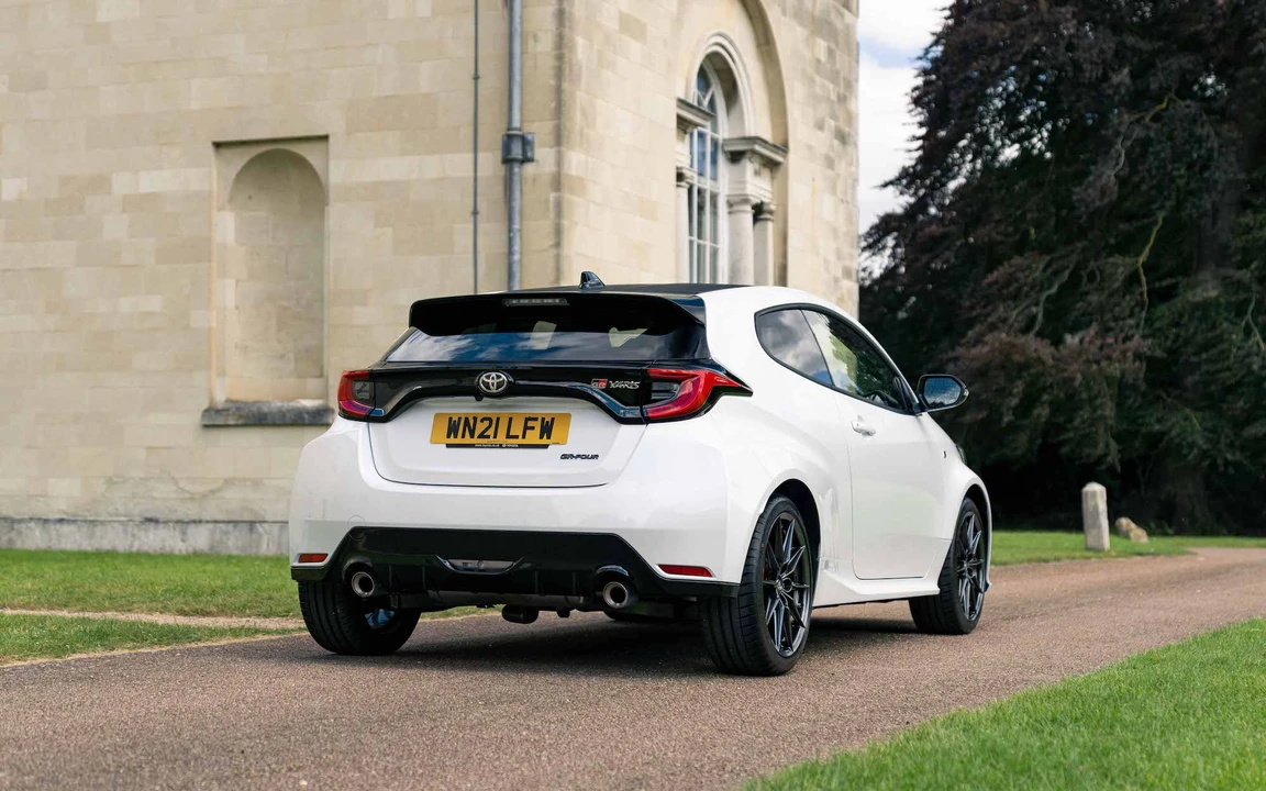 2021 Toyota Yaris - Image 18 of 31