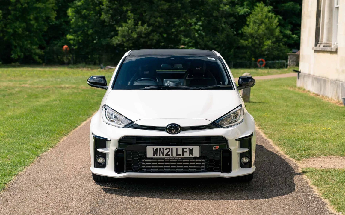 2021 Toyota Yaris - Image 3 of 31