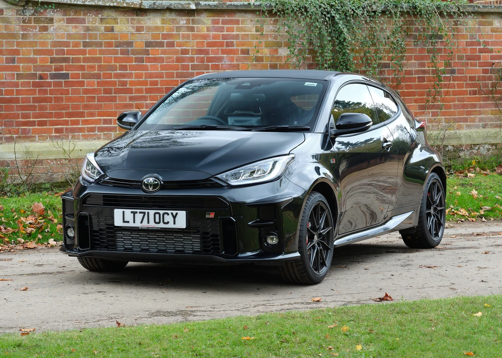 2021 Toyota Yaris - Image 2 of 31
