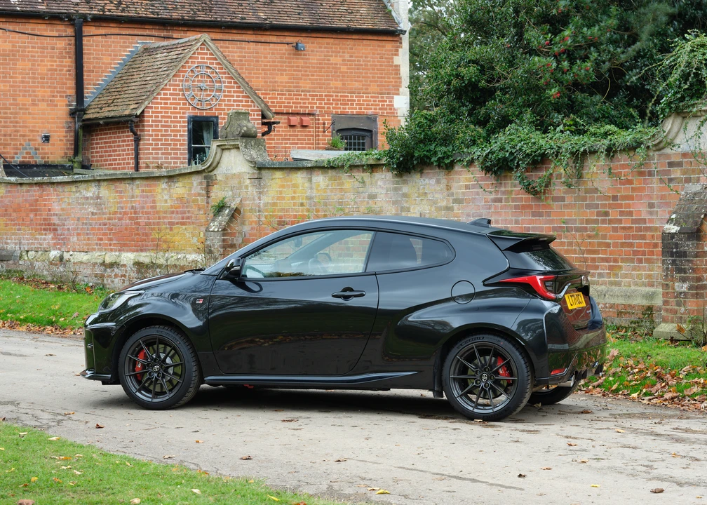 2021 Toyota Yaris - Image 8 of 31