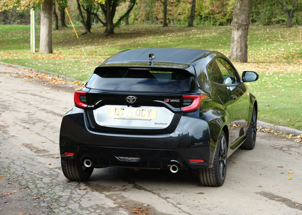 2021 Toyota Yaris - Image 13 of 31