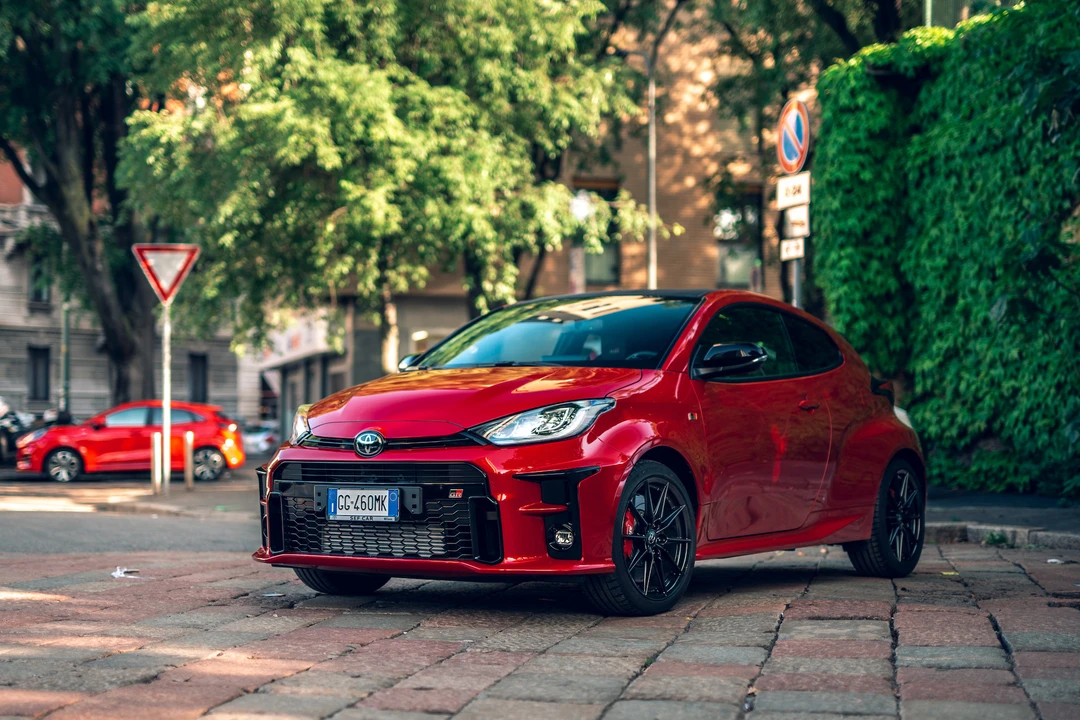 2021 Toyota Yaris - Image 13 of 31