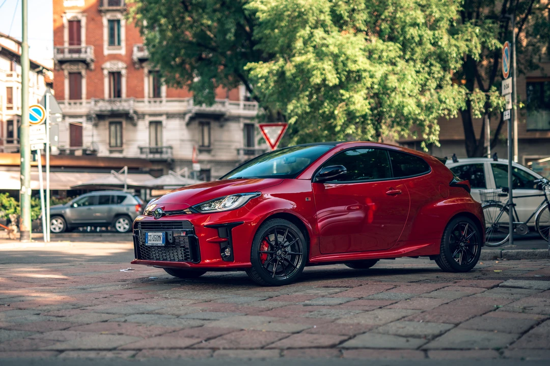 2021 Toyota Yaris - Image 15 of 31