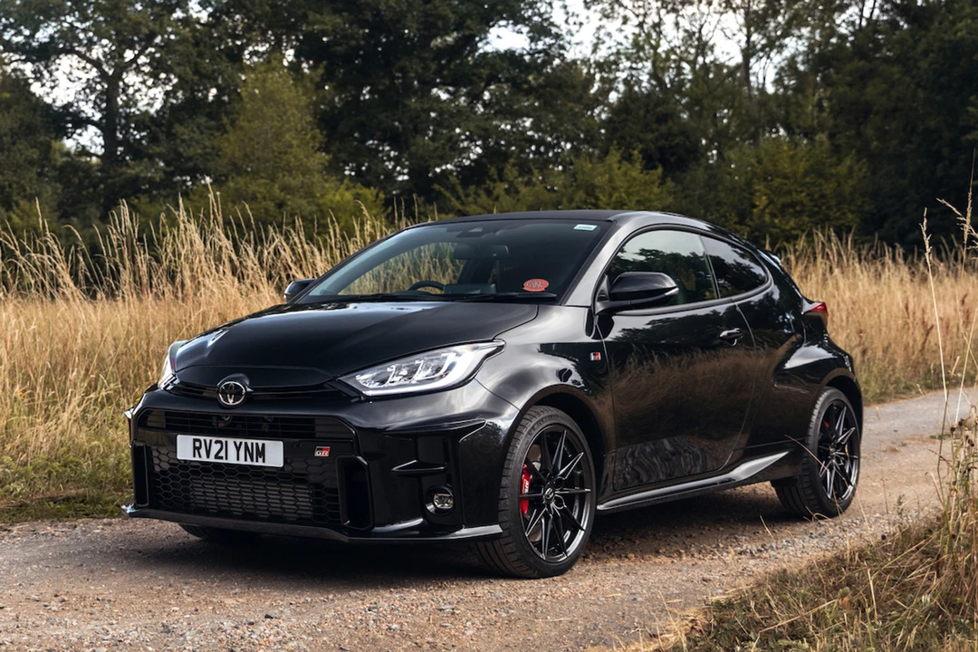 2021 Toyota Yaris - Image 2 of 31