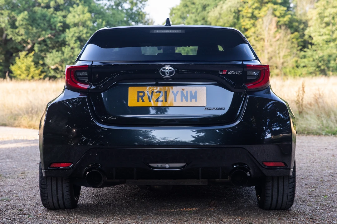 2021 Toyota Yaris - Image 15 of 31