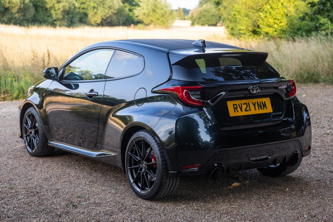 2021 Toyota Yaris - Image 8 of 31