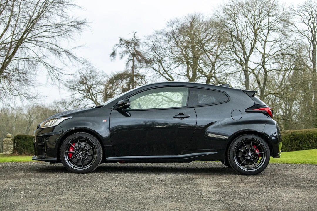 2021 Toyota Yaris - Image 13 of 31