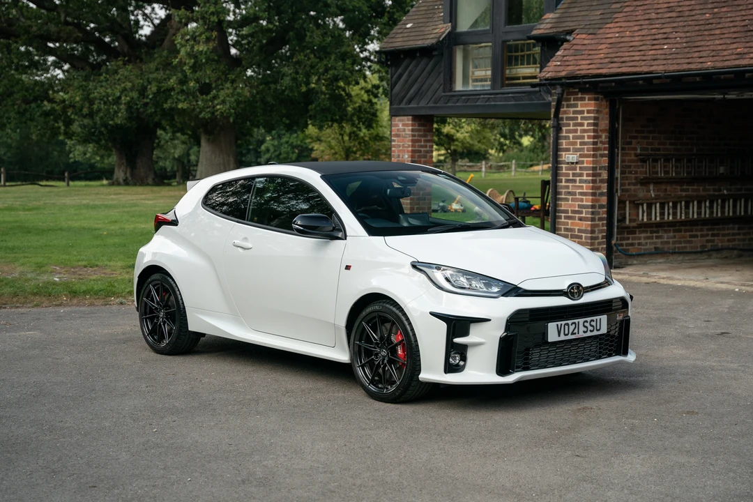 2021 Toyota Yaris - Image 12 of 31
