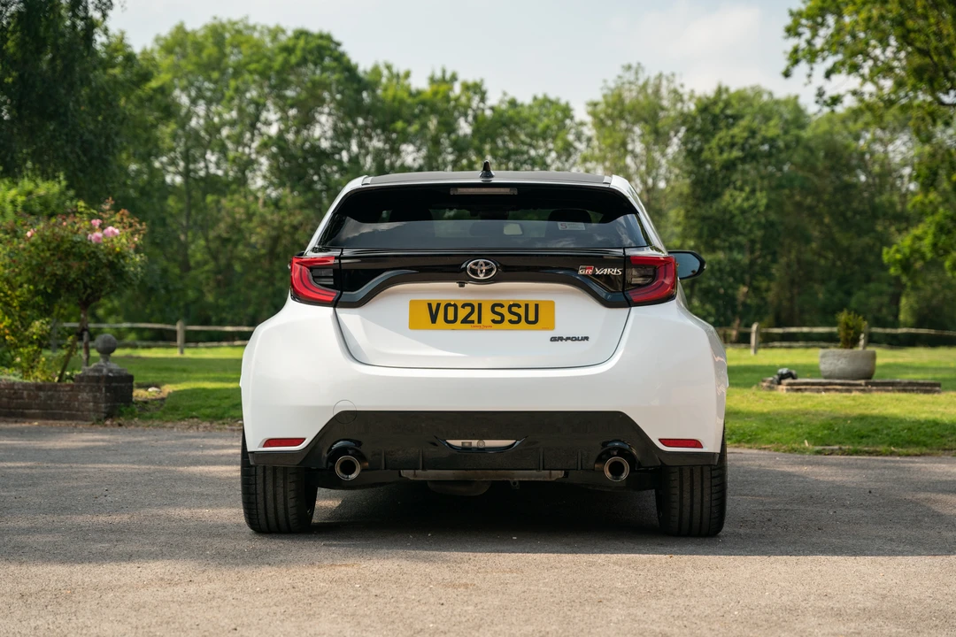 2021 Toyota Yaris - Image 7 of 31