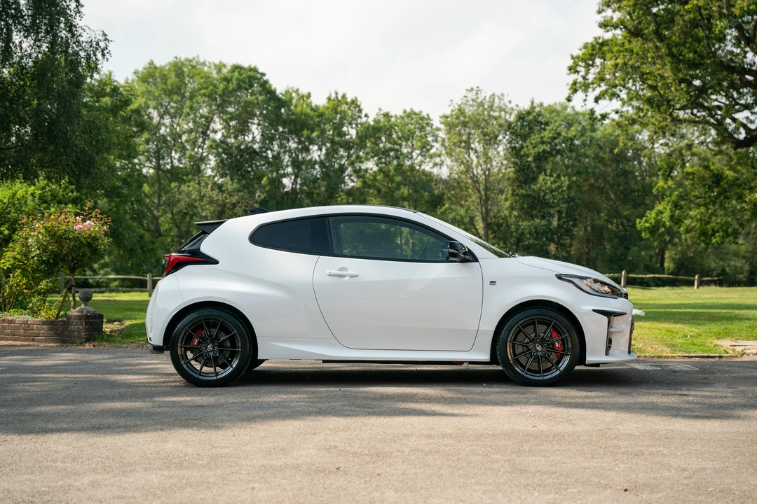 2021 Toyota Yaris - Image 13 of 31