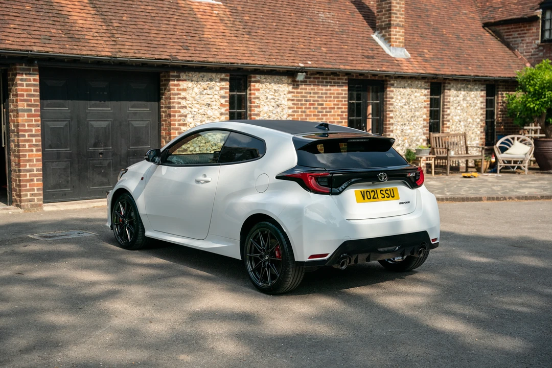 2021 Toyota Yaris - Image 16 of 31