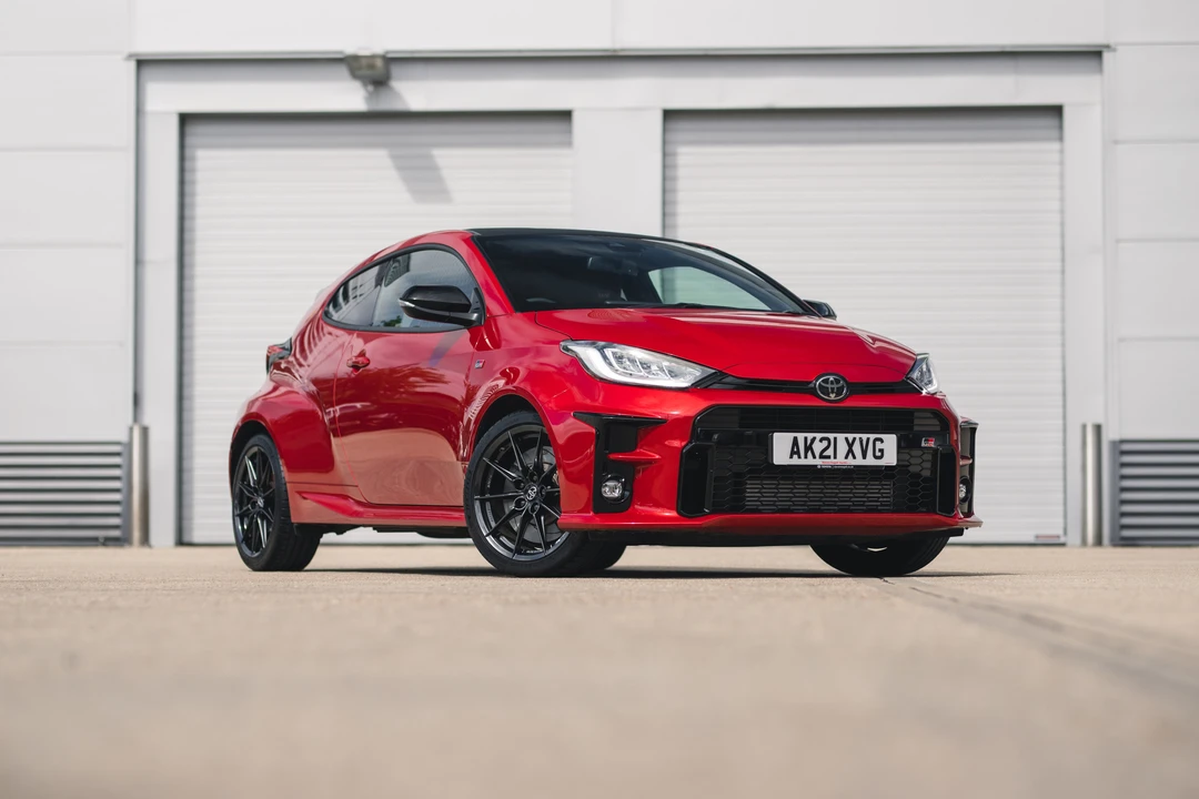 2021 Toyota Yaris - Image 9 of 31
