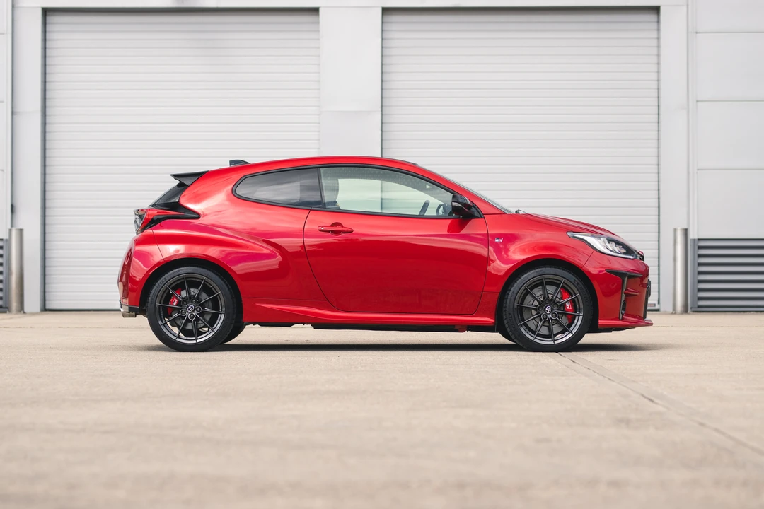 2021 Toyota Yaris - Image 8 of 31