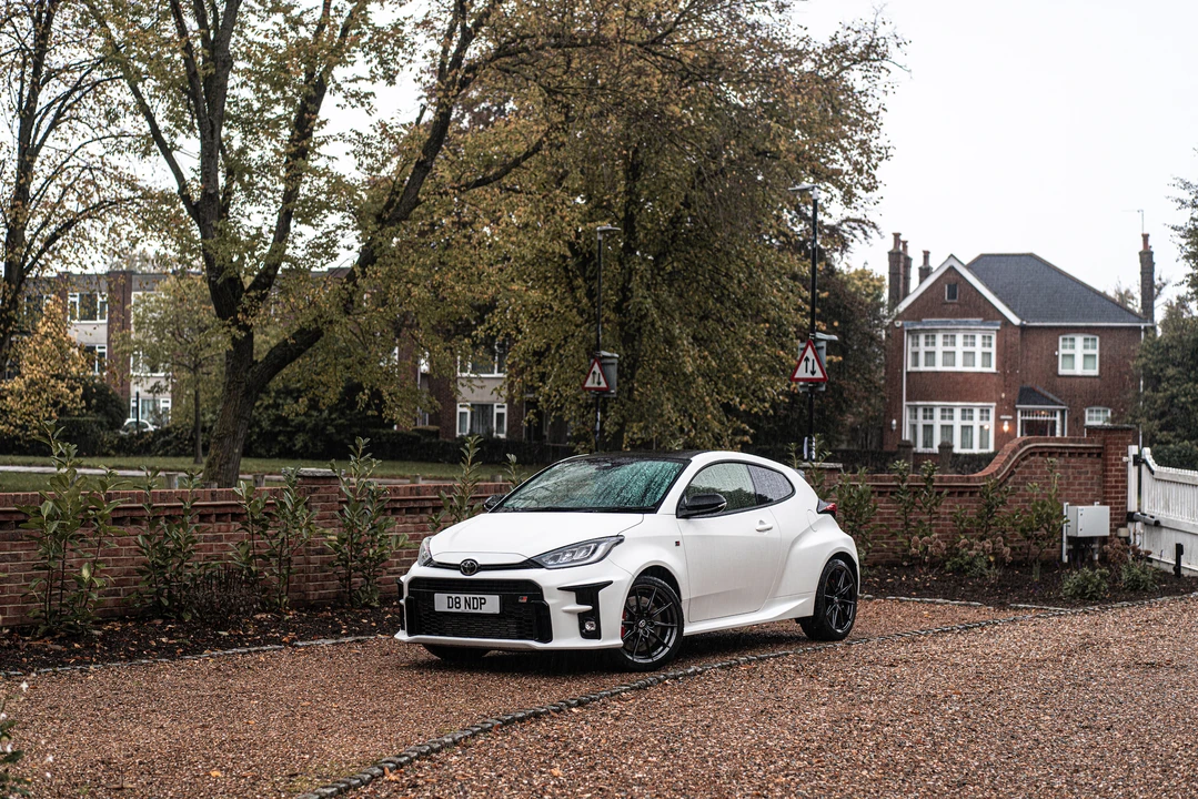 2021 Toyota Yaris - Image 17 of 31
