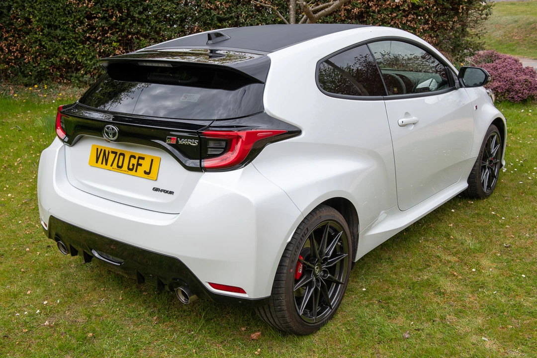 2021 Toyota Yaris - Image 9 of 31