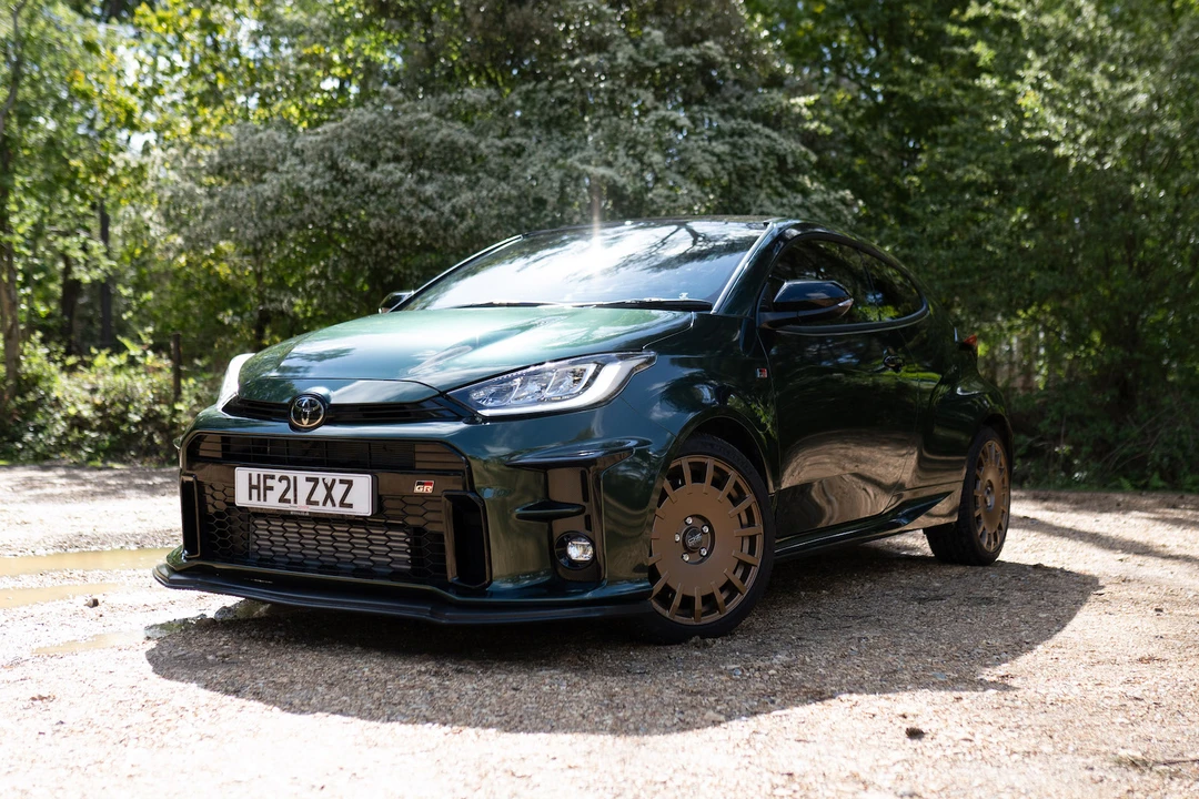 2021 Toyota Yaris - Image 2 of 31