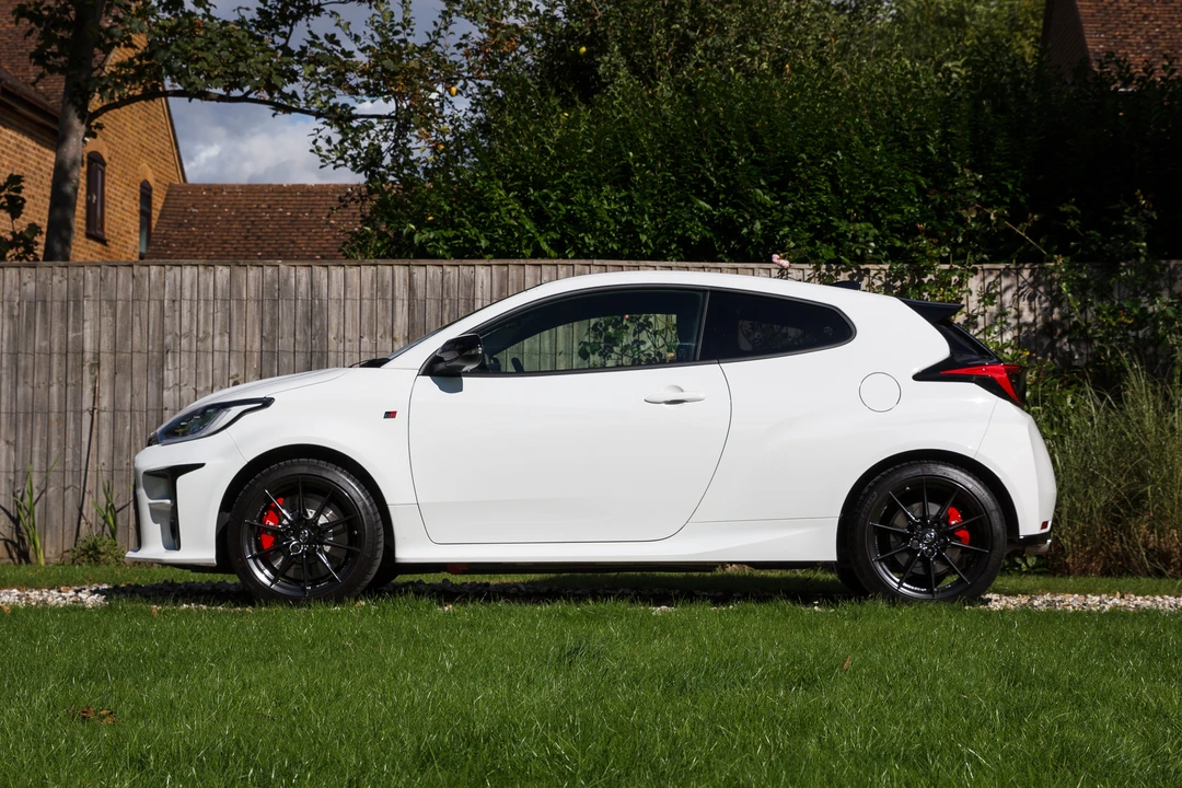 2021 Toyota Yaris - Image 9 of 31