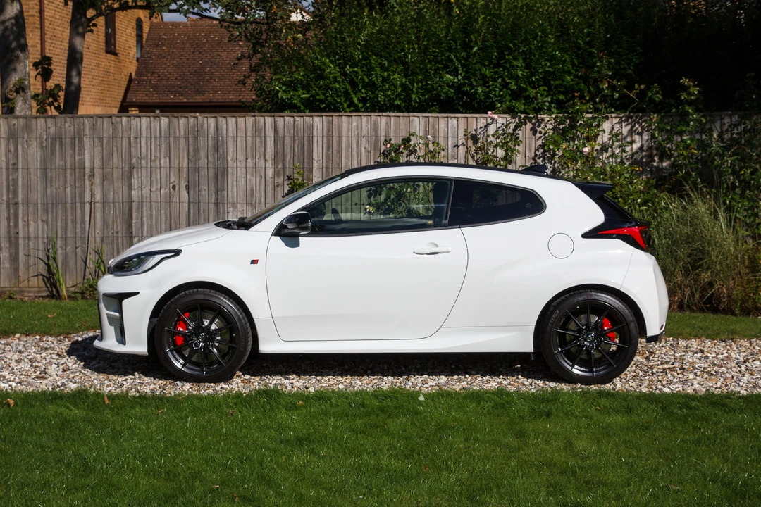 2021 Toyota Yaris - Image 17 of 31