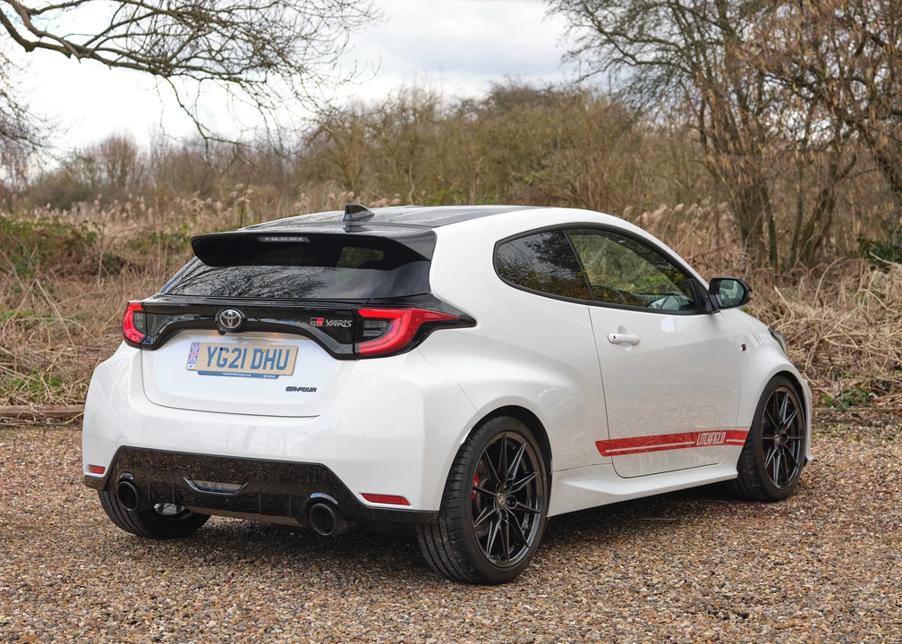 2021 Toyota Yaris - Image 15 of 31
