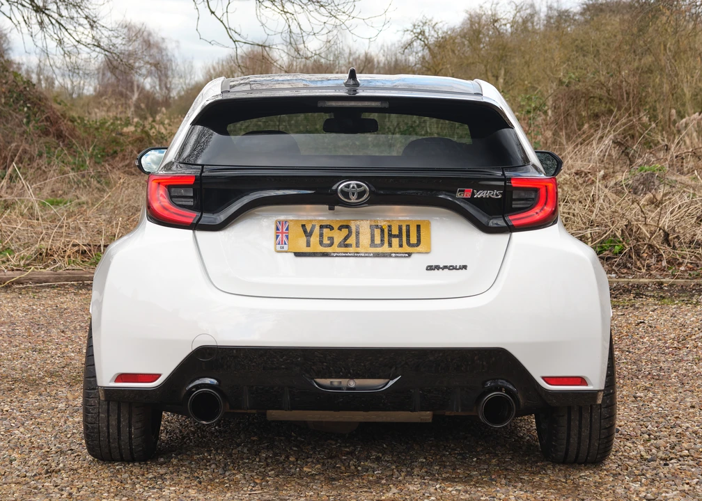 2021 Toyota Yaris - Image 14 of 31