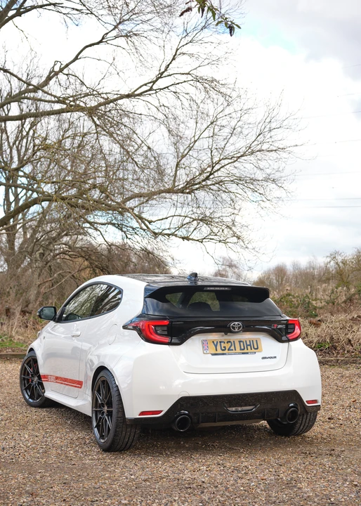 2021 Toyota Yaris - Image 27 of 31
