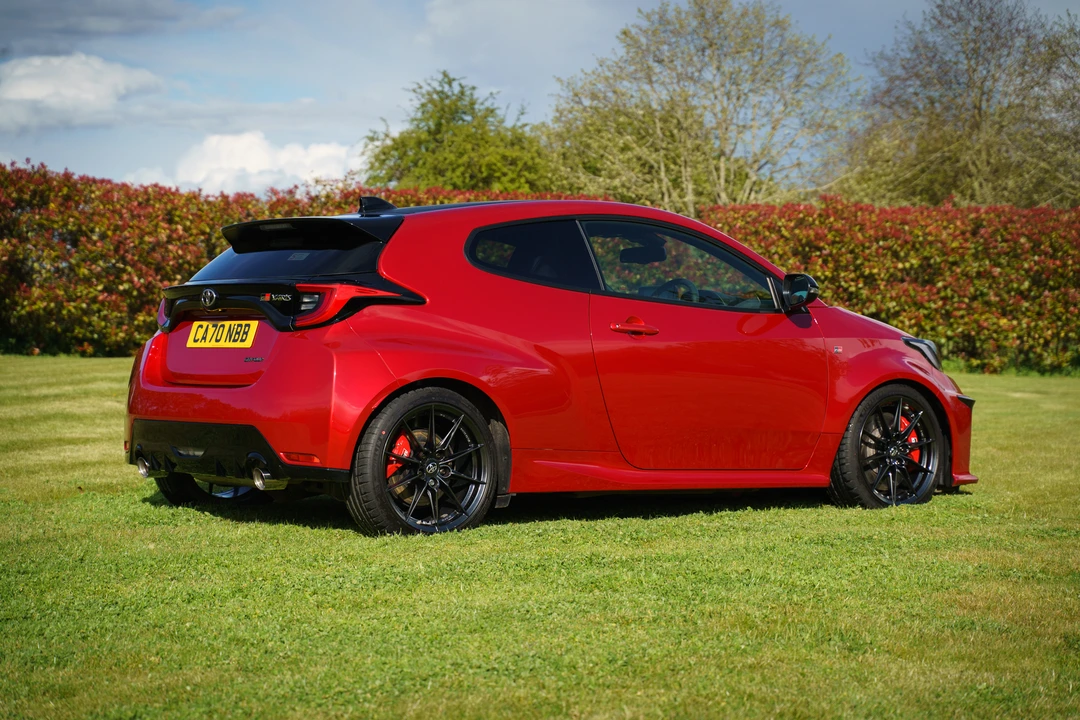 2021 Toyota Yaris - Image 12 of 31