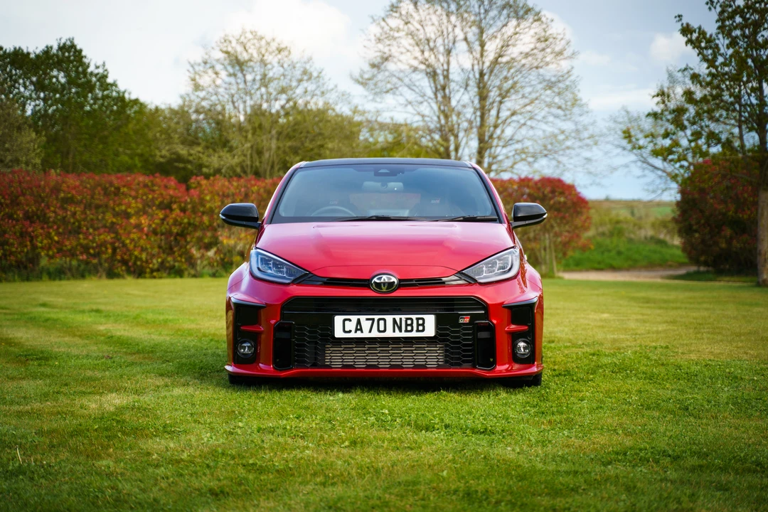2021 Toyota Yaris - Image 8 of 31