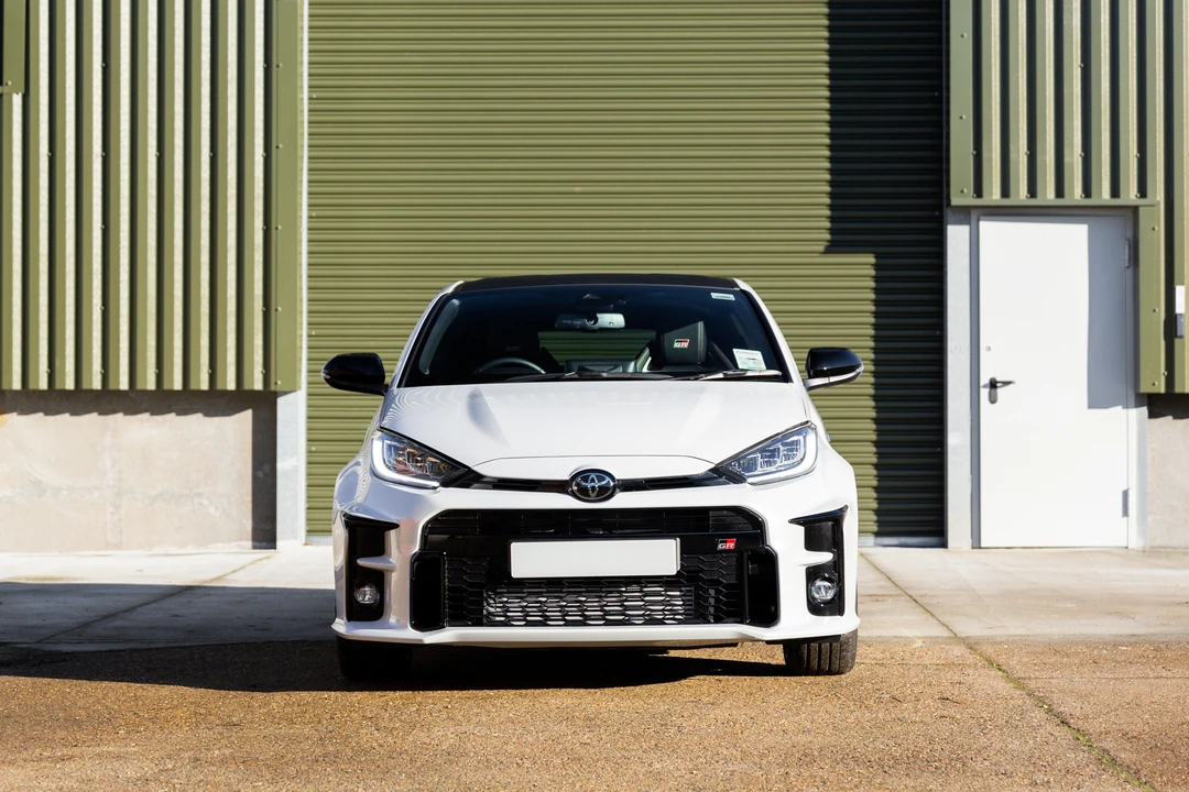 2021 Toyota Yaris - Image 15 of 31