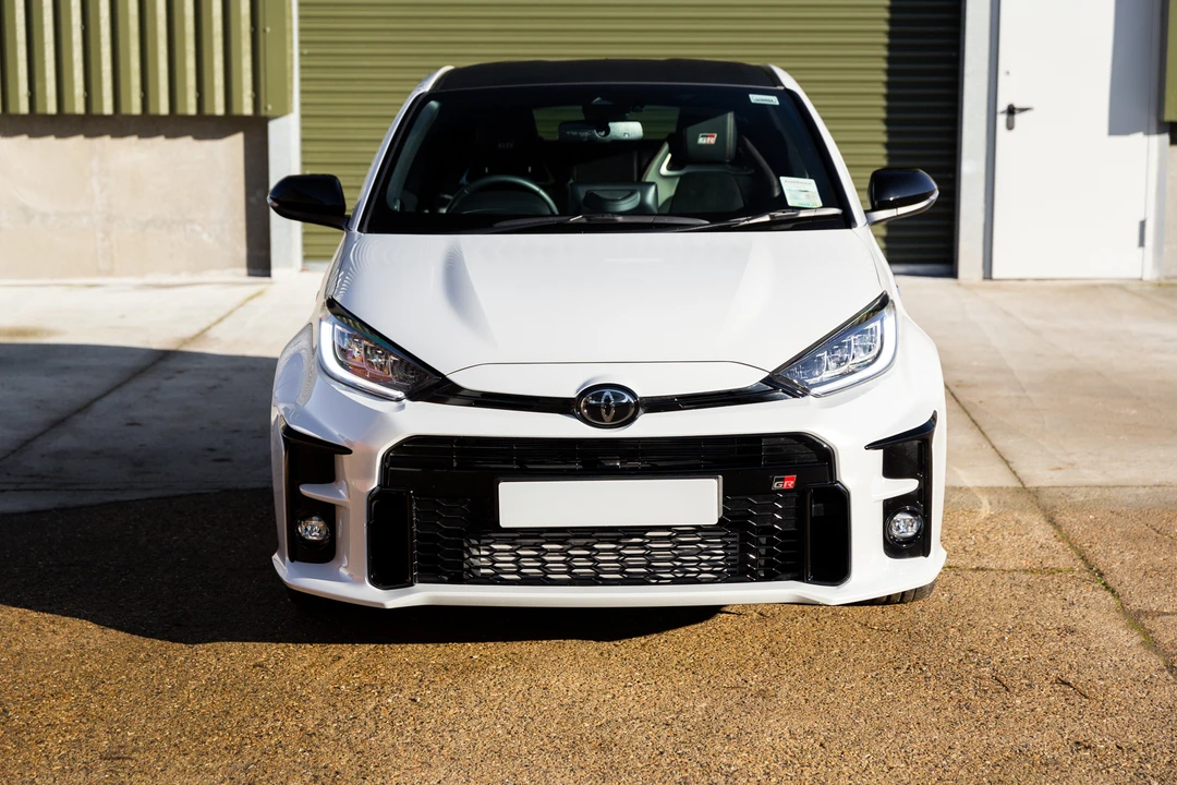 2021 Toyota Yaris - Image 10 of 31