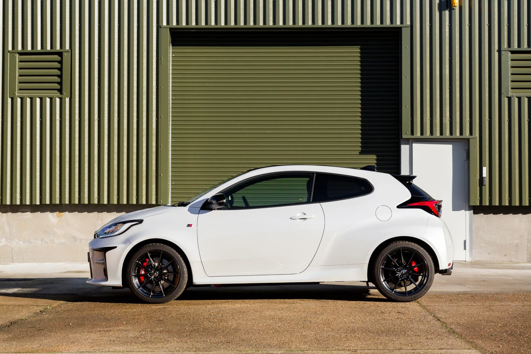2021 Toyota Yaris - Image 8 of 31