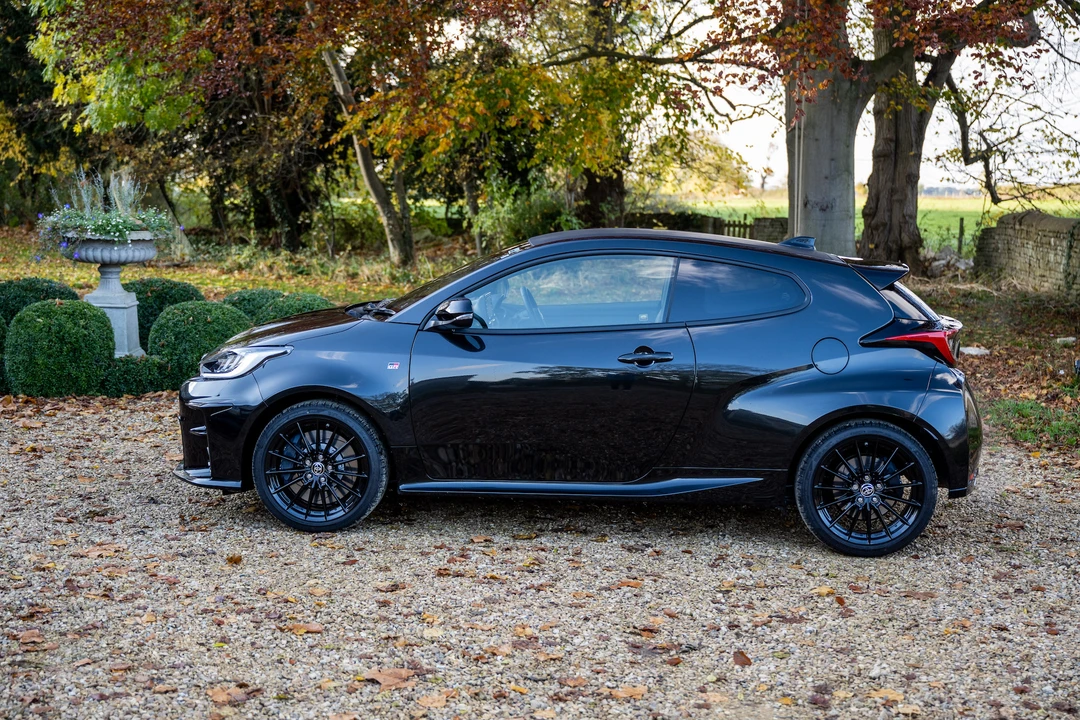 2021 Toyota Yaris - Image 14 of 31