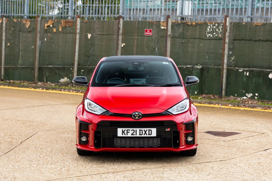 2021 Toyota Yaris - Image 3 of 31