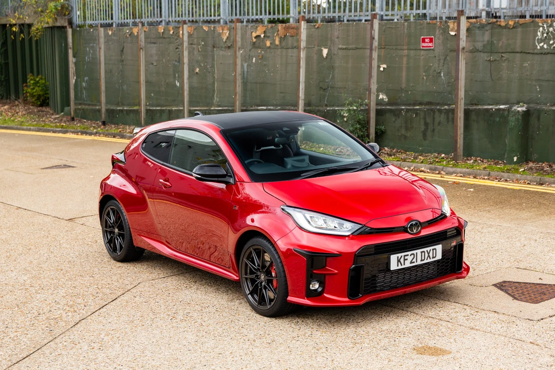 2021 Toyota Yaris - Image 12 of 31