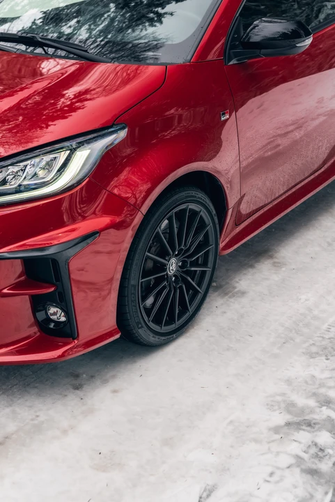 2021 Toyota Yaris - Image 27 of 31