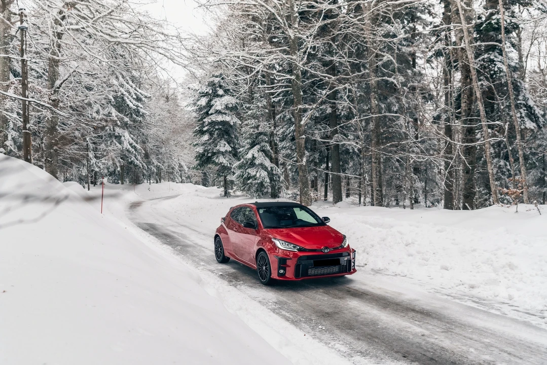 2021 Toyota Yaris - Image 5 of 31