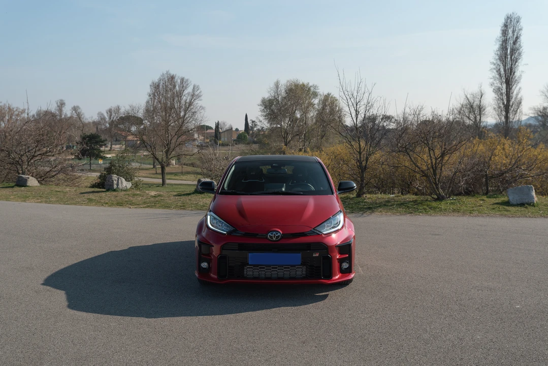 2021 Toyota Yaris - Image 12 of 31