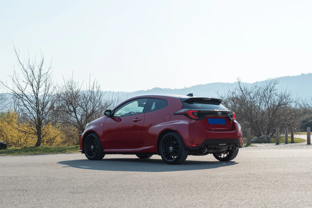 2021 Toyota Yaris - Image 16 of 31