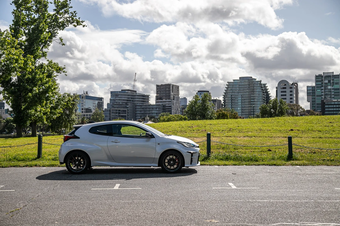 2021 Toyota Yaris - Image 14 of 31