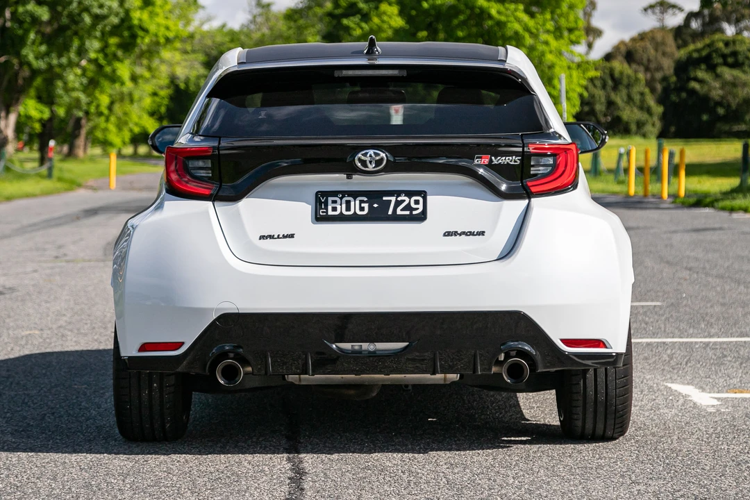 2021 Toyota Yaris - Image 8 of 31