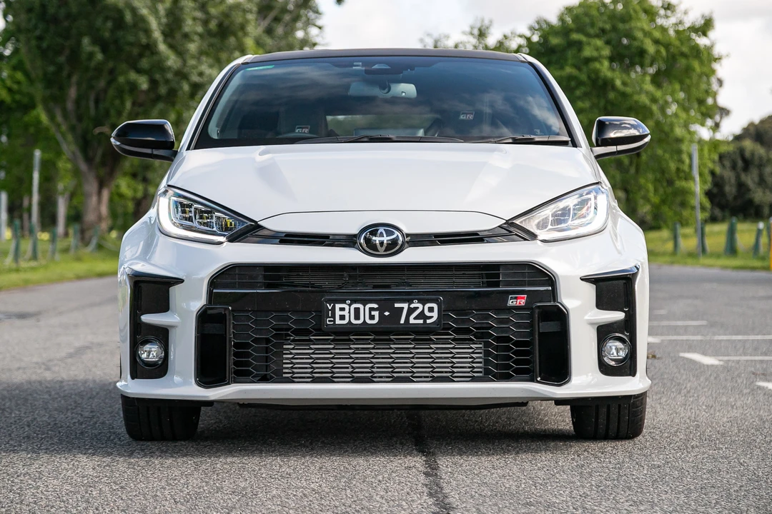 2021 Toyota Yaris - Image 3 of 31