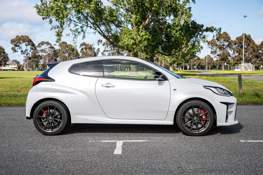 2021 Toyota Yaris - Image 10 of 31