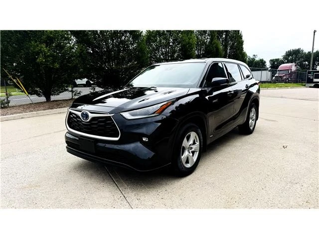 2021 Toyota Highlander - Image 3 of 21
