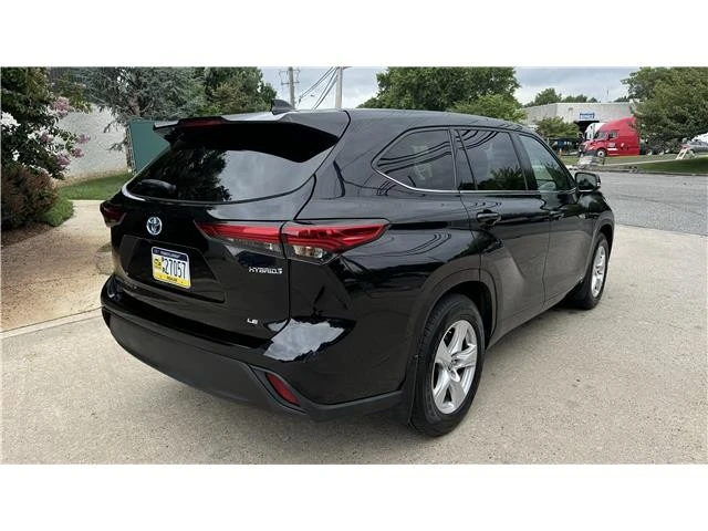 2021 Toyota Highlander - Image 6 of 21